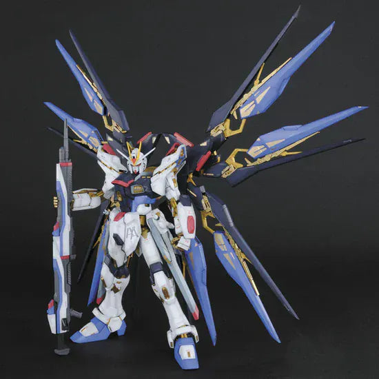 Gunpla: Gundam SEED Destiny - "ZGMF-X20A Strike Freedom Gundam", PG 1/60